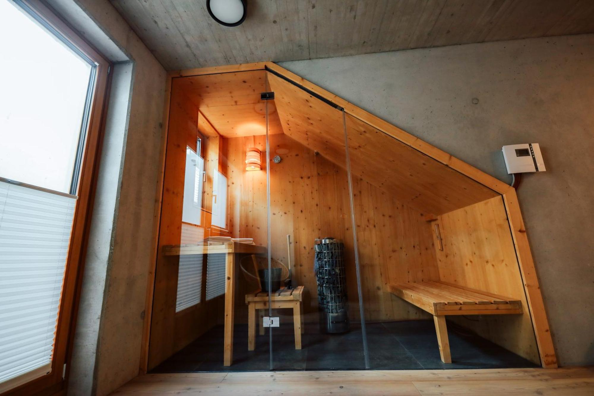 גרמיש-פרטנקירכן Traumferienhaus 2 Mit Sauna Und Bergblick מראה חיצוני תמונה